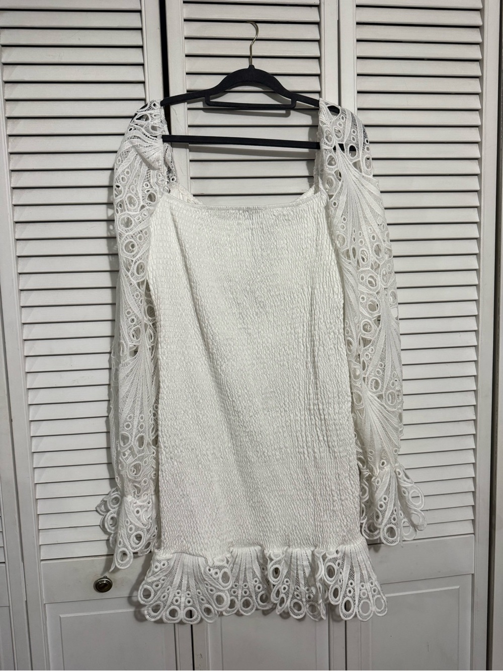 Pretty Little Thing White dress